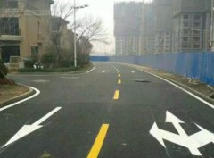 西安小區(qū)停車(chē)位劃線(xiàn)施工工程常見(jiàn)問(wèn)題及解決方案？