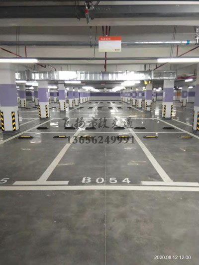 西安停車場(chǎng)車位劃線多少錢一個(gè)，西安停車場(chǎng)劃線施工的價(jià)格？