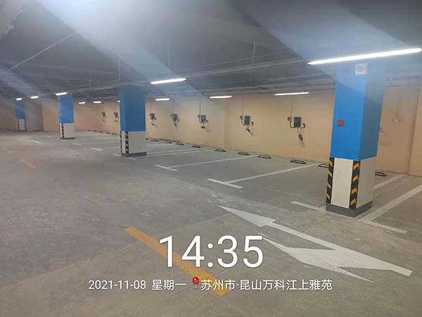 道路劃線，車位劃線，停車位劃線