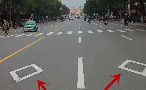 道路劃線，車位劃線，停車位劃線