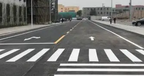 化工企業(yè)廠區(qū)道路劃線要求？