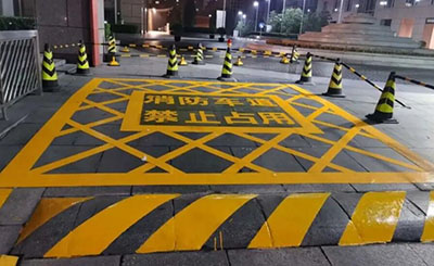 合肥地面畫消防通道劃線多少錢？飛揚(yáng)市政價格合理